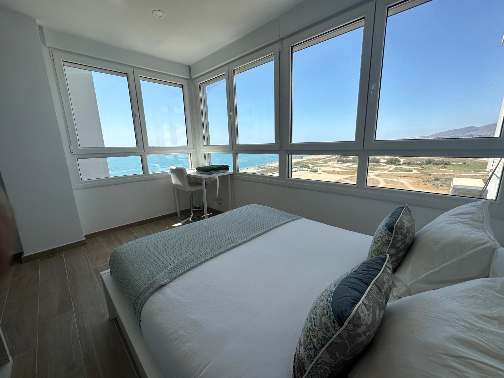 Sunstay Guadalmar Loft Seaview Малага Екстер'єр фото